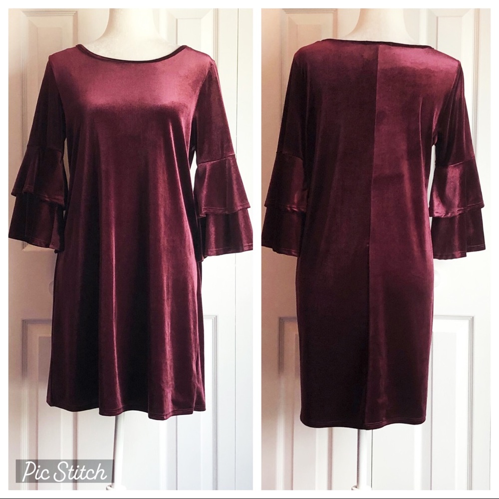 Green Envelope Los Angeles Burgundy Velvet Bell Sleeve Dress Medium